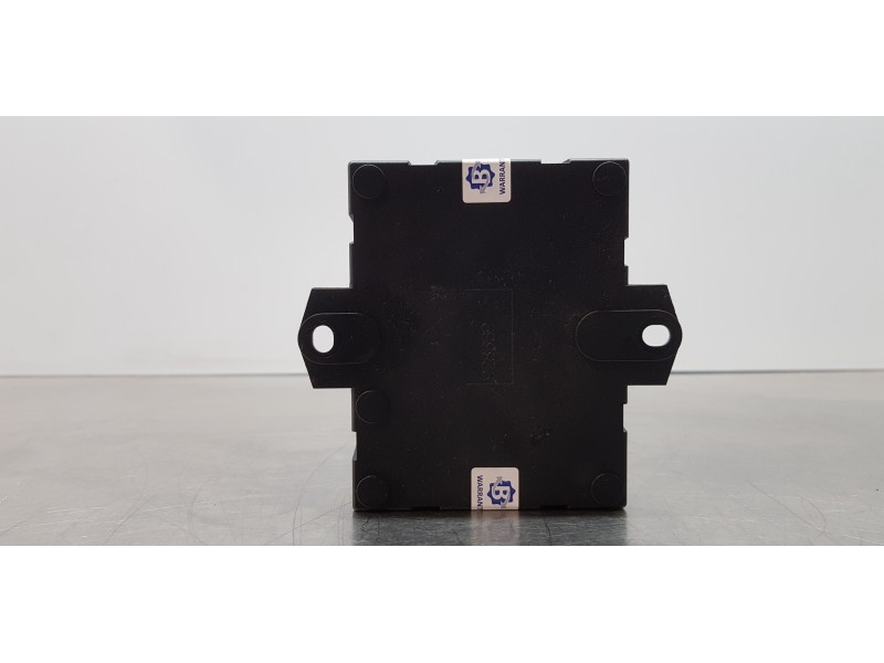 Recambio de modulo electronico para land rover discovery sport pure referencia OEM IAM FK7214B673AD  