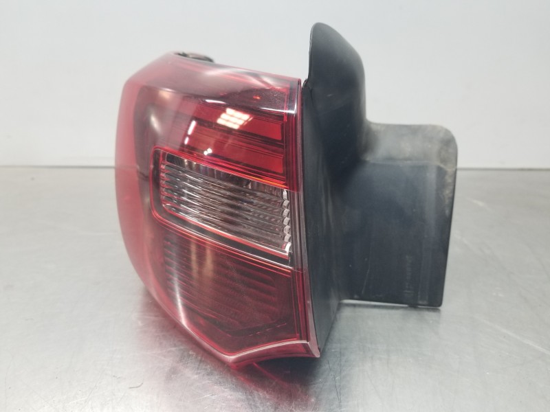 Recambio de piloto trasero izquierdo para opel grandland x selective referencia OEM IAM YP00098380  