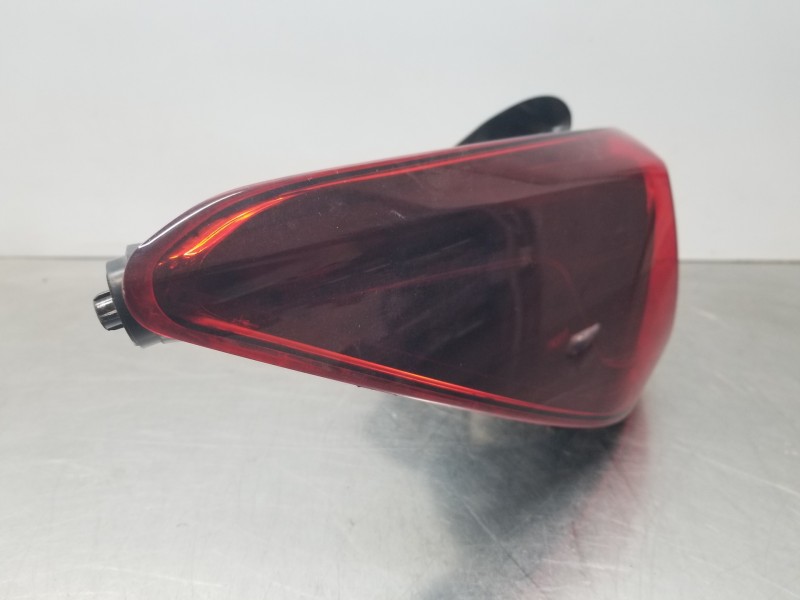 Recambio de piloto trasero izquierdo para opel grandland x selective referencia OEM IAM YP00098380  