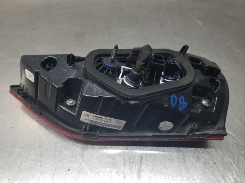 Recambio de piloto trasero izquierdo interior para opel grandland x selective referencia OEM IAM YP00016580  