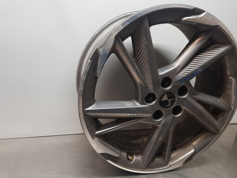 Recambio de llanta para citroen ds 7 crossback referencia OEM IAM 9817501377  