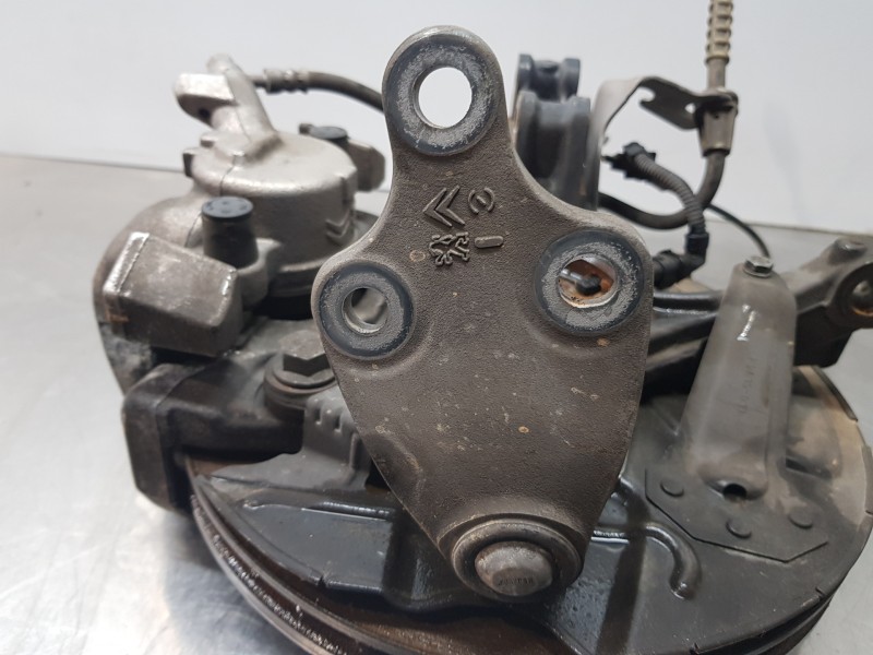 Recambio de mangueta delantera derecha para citroen ds 7 crossback referencia OEM IAM 1647857280  