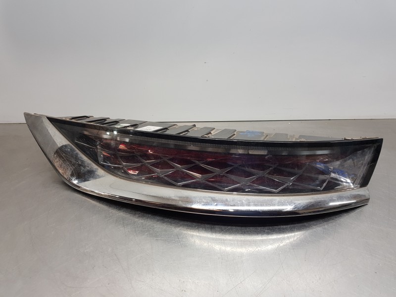 Recambio de piloto trasero derecho para citroen ds 7 crossback referencia OEM IAM 9815722580  