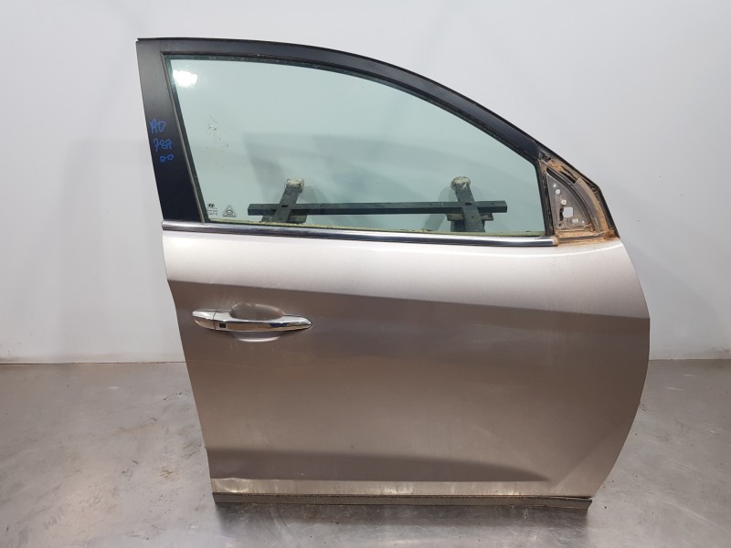 Recambio de puerta delantera derecha para hyundai tucson klass referencia OEM IAM 76004D7000  