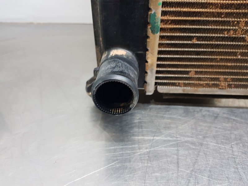 Recambio de radiador agua para hyundai tucson klass referencia OEM IAM 25310D7000  