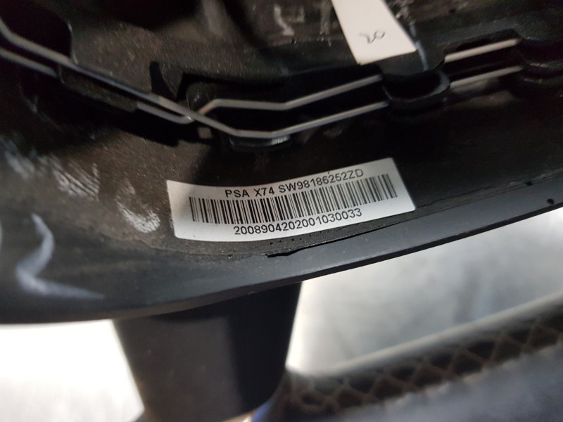 Recambio de volante para citroen ds 7 crossback referencia OEM IAM 98186252ZD  