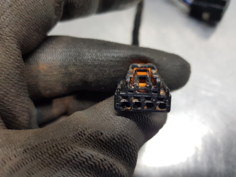 Recambio de retrovisor derecho para opel mokka edition referencia OEM IAM 983747249V  