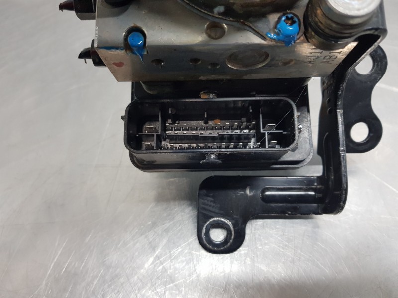 Recambio de abs para hyundai tucson klass referencia OEM IAM 58920D7101  