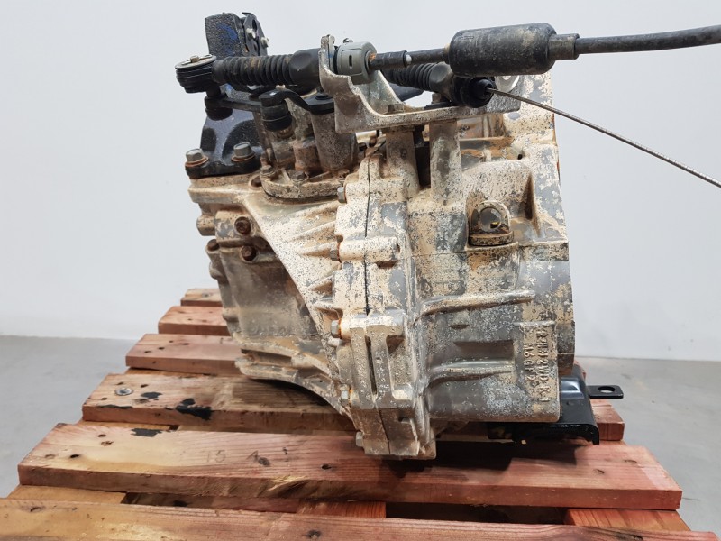 Recambio de caja cambios para hyundai tucson klass referencia OEM IAM M6GF2 4300024AK0 