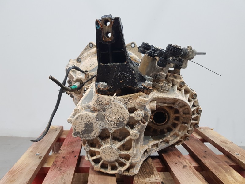 Recambio de caja cambios para hyundai tucson klass referencia OEM IAM M6GF2 4300024AK0 