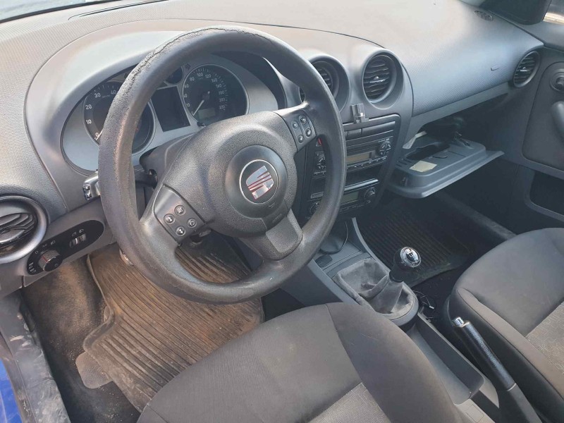 seat ibiza (6l1) del año 2006