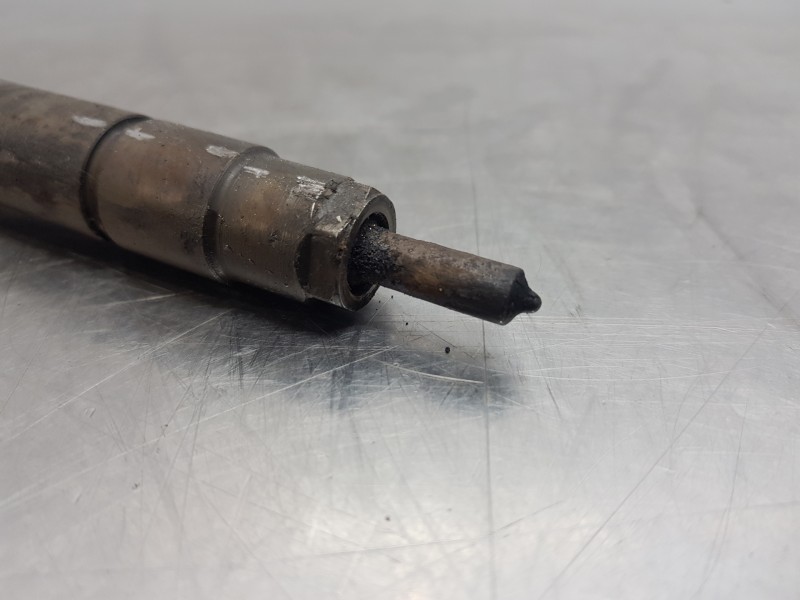 Recambio de inyector para mercedes clase c (w203) berlina elegance referencia OEM IAM 0445110177  