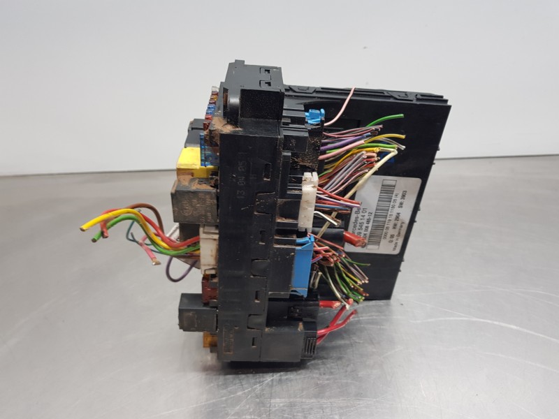Recambio de caja reles / fusibles para mercedes clase c (w203) berlina elegance referencia OEM IAM A2095451401 5DK00848512 