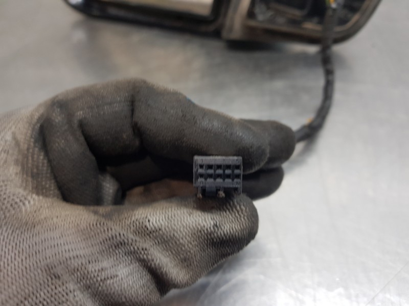 Recambio de retrovisor izquierdo para mercedes clase c (w203) berlina elegance referencia OEM IAM A2038106976  