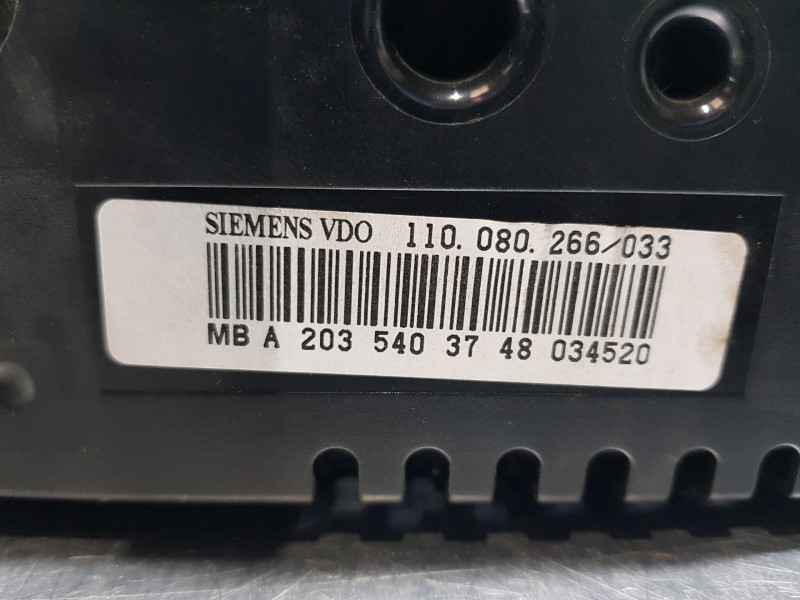 Recambio de cuadro instrumentos para mercedes clase c (w203) berlina elegance referencia OEM IAM A2035404148 A2035403748 