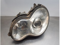 Recambio de faro izquierdo para mercedes clase c (w203) berlina elegance referencia OEM IAM A2038203761  