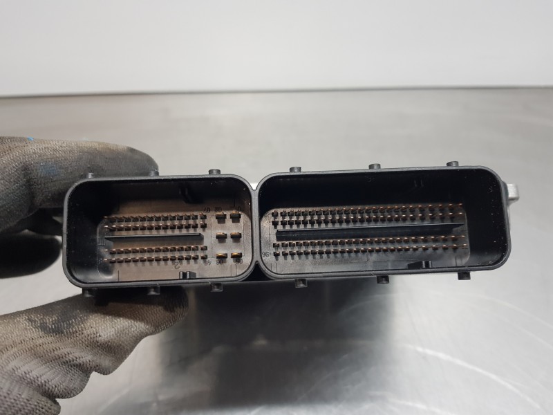 Recambio de centralita motor uce para mercedes clase c (w203) berlina elegance referencia OEM IAM A6461503479 0281011936 