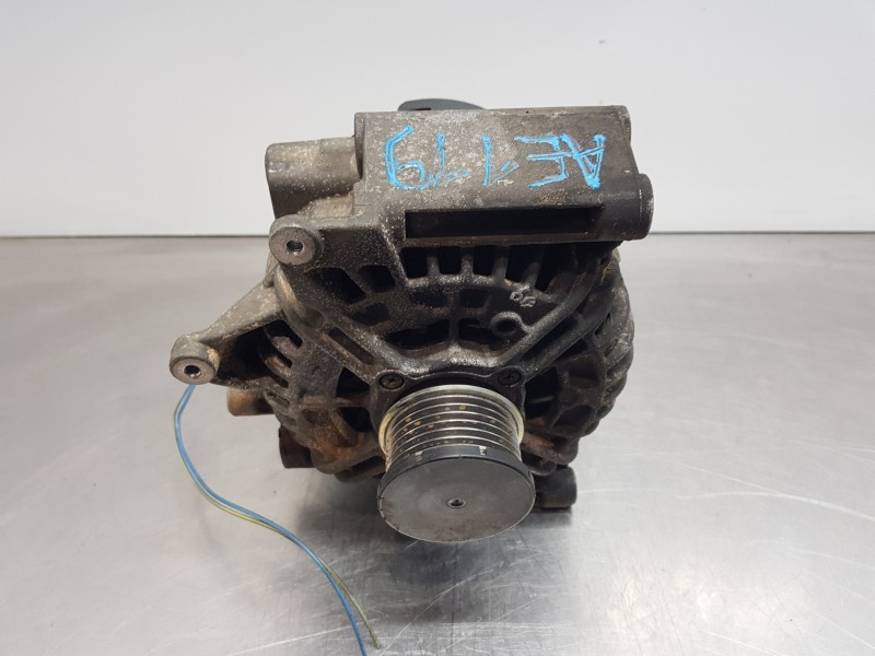 Recambio de alternador para mercedes clase c (w203) berlina elegance referencia OEM IAM A0131540002  
