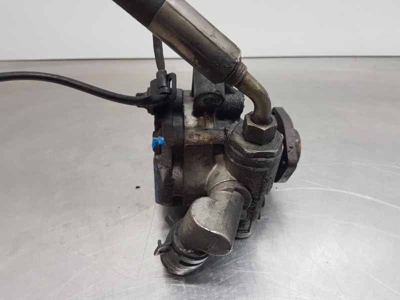 Recambio de bomba direccion para mercedes clase c (w203) berlina elegance referencia OEM IAM A0044661301  