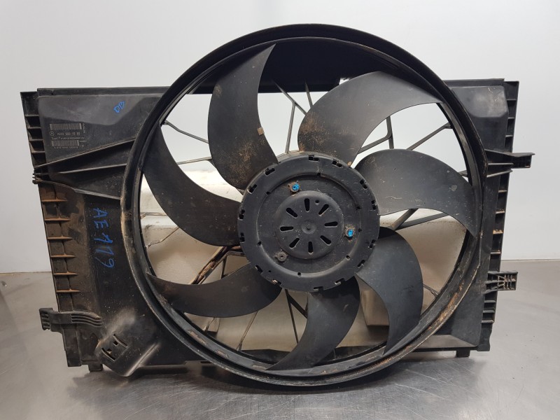 Recambio de electroventilador para mercedes clase c (w203) berlina elegance referencia OEM IAM A2035001693 A2035400688 