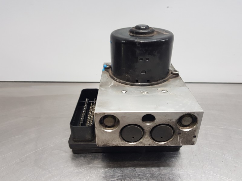 Recambio de abs para mercedes clase c (w203) berlina elegance referencia OEM IAM A0044316212 A0345457732 