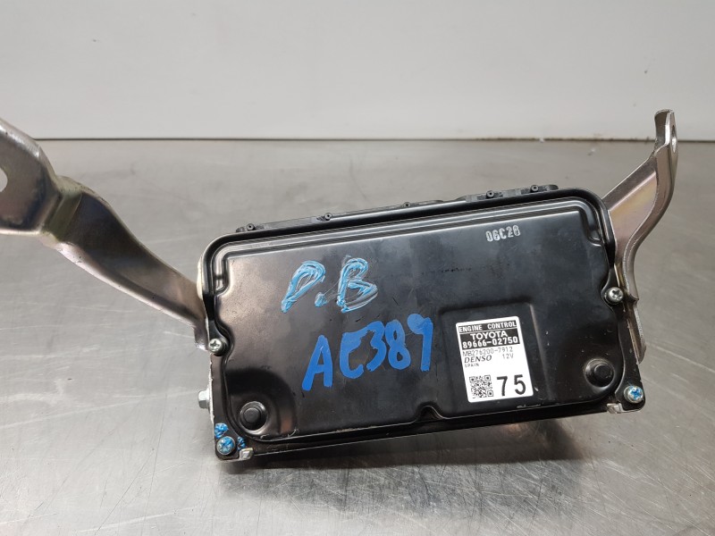 Recambio de centralita motor uce para toyota corolla (e21) hybrid referencia OEM IAM 8966602750  