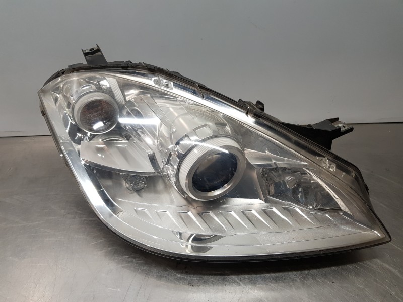 Recambio de faro derecho para mercedes clase a (w169) elegance referencia OEM IAM A1698206261  