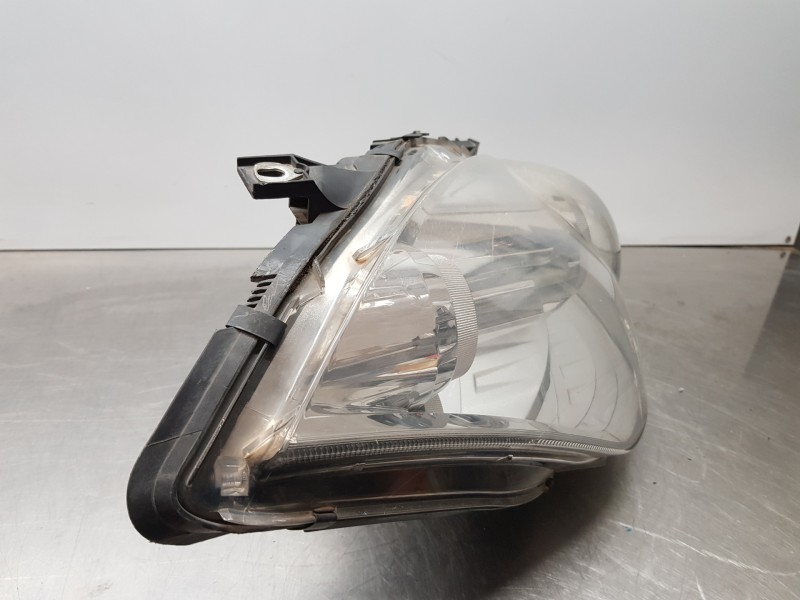 Recambio de faro derecho para mercedes clase a (w169) elegance referencia OEM IAM A1698206261  