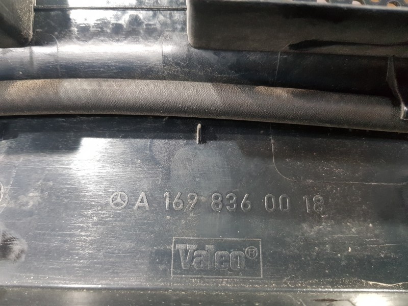 Recambio de torpedo para mercedes clase a (w169) elegance referencia OEM IAM A1698360018  