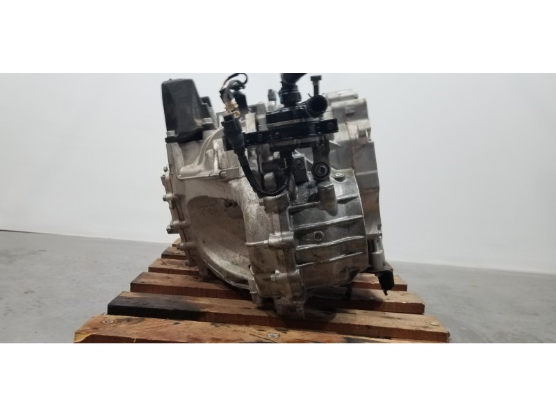 Recambio de caja cambios para hyundai tucson hybrid referencia OEM IAM 450003D530 A6MF2H HDMEA