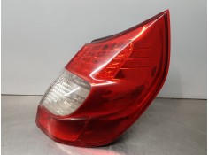 Recambio de piloto trasero derecho para renault scenic ii authentique referencia OEM IAM 8200474327  