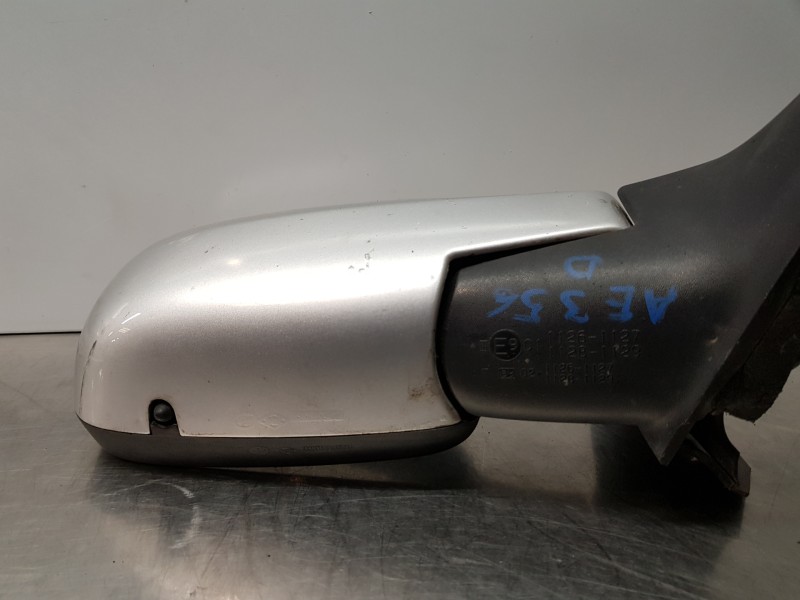 Recambio de retrovisor derecho para renault scenic ii authentique referencia OEM IAM 7701055998  