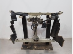 Recambio de panel frontal para nissan pulsar (c13) fastback referencia OEM IAM 625303ZL0A F25113ZLMA 