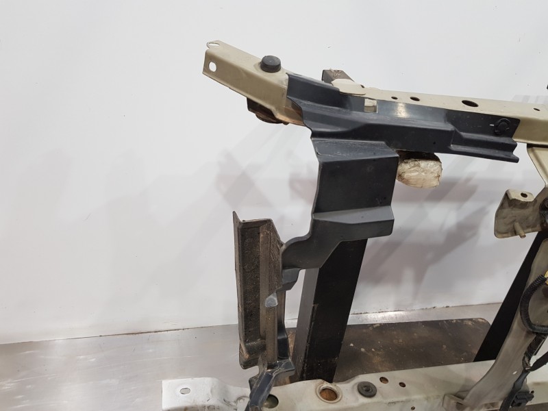 Recambio de panel frontal para nissan pulsar (c13) fastback referencia OEM IAM 625303ZL0A F25113ZLMA 