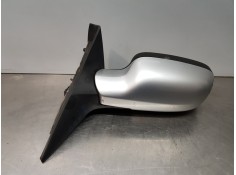 Recambio de retrovisor izquierdo para renault scenic ii authentique referencia OEM IAM 7701055999  