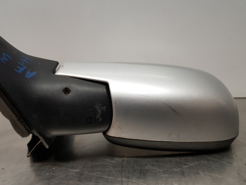 Recambio de retrovisor izquierdo para renault scenic ii authentique referencia OEM IAM 7701055999  