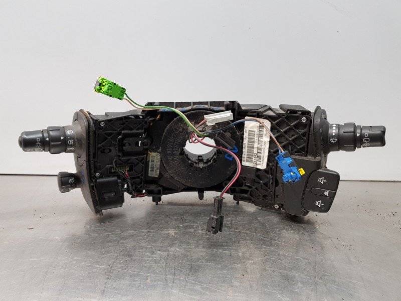 Recambio de mando multifuncion para renault scenic ii authentique referencia OEM IAM 7701060399  