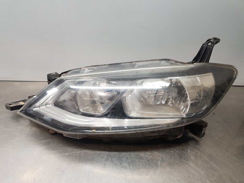Recambio de faro izquierdo para nissan pulsar (c13) fastback referencia OEM IAM 260603ZL0A  