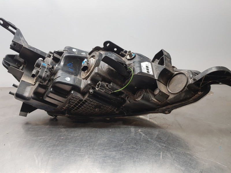 Recambio de faro izquierdo para nissan pulsar (c13) fastback referencia OEM IAM 260603ZL0A  