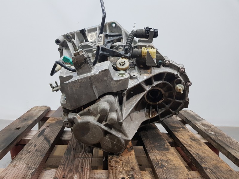 Recambio de caja cambios para nissan pulsar (c13) fastback referencia OEM IAM TL4131  