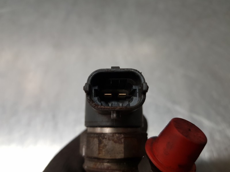 Recambio de inyector para renault master ii phase 2 caja cerrada furgón referencia OEM IAM 0445110141  