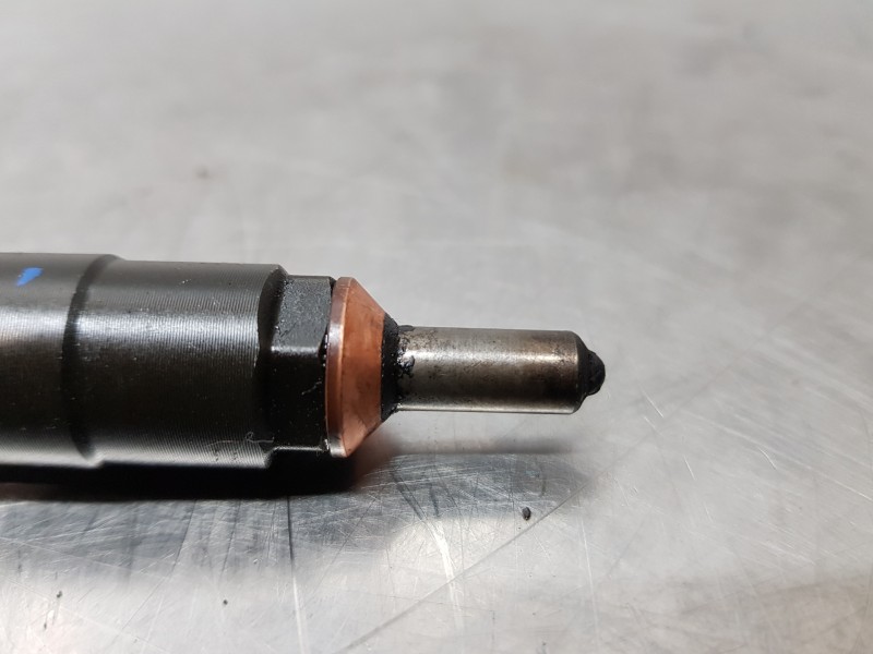 Recambio de inyector para opel signum hatchback referencia OEM IAM 8972391617  