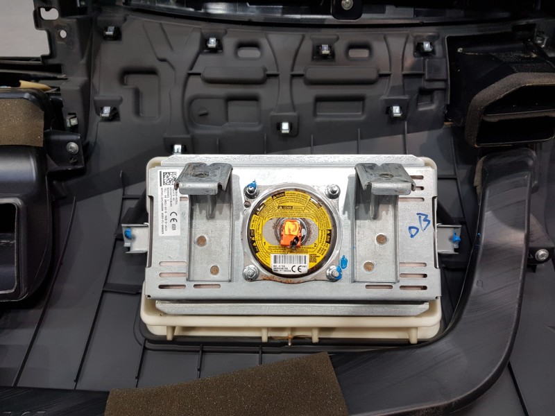 Recambio de kit airbag para nissan pulsar (c13) fastback referencia OEM IAM 682003ZL2A  