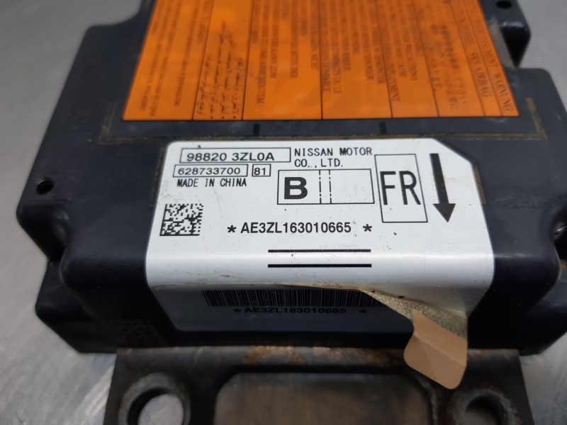 Recambio de kit airbag para nissan pulsar (c13) fastback referencia OEM IAM 682003ZL2A  