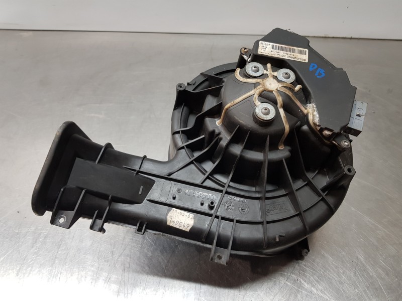 Recambio de motor calefaccion para opel signum hatchback referencia OEM IAM 13250115  