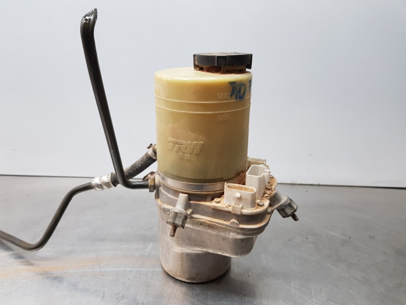 Recambio de bomba direccion para opel signum hatchback referencia OEM IAM 93183550  