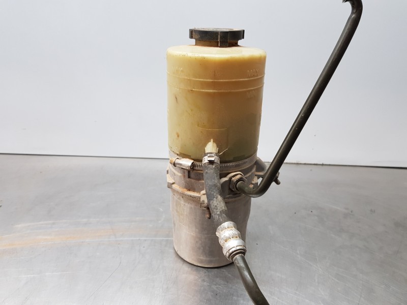 Recambio de bomba direccion para opel signum hatchback referencia OEM IAM 93183550  