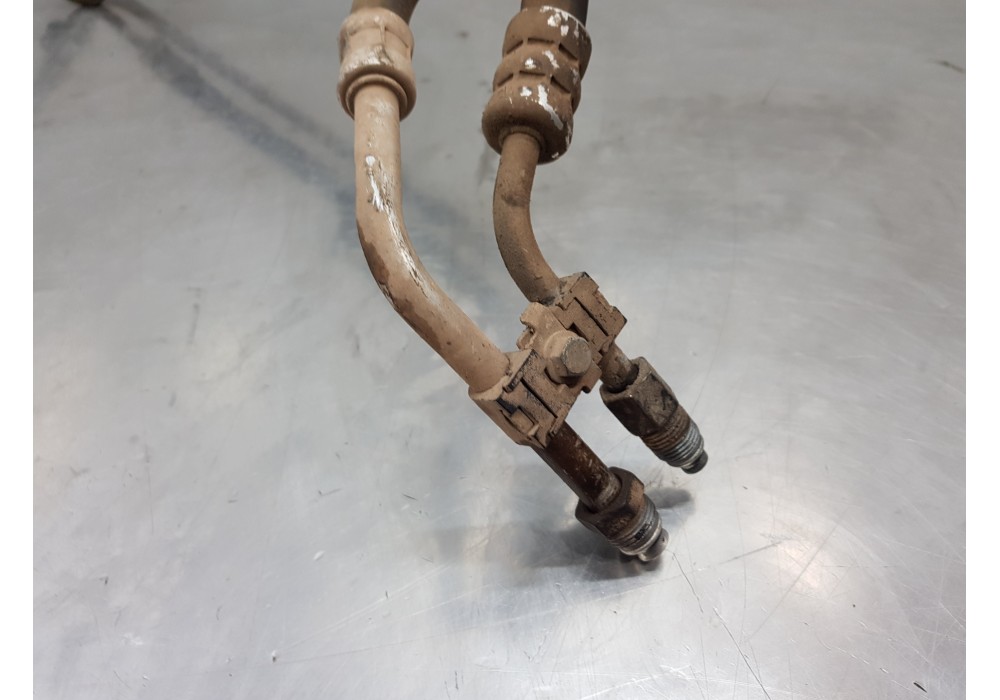 Recambio de tubo presion direccion asistida para renault master ii phase 2 caja cerrada furgón referencia OEM IAM 8200705044  