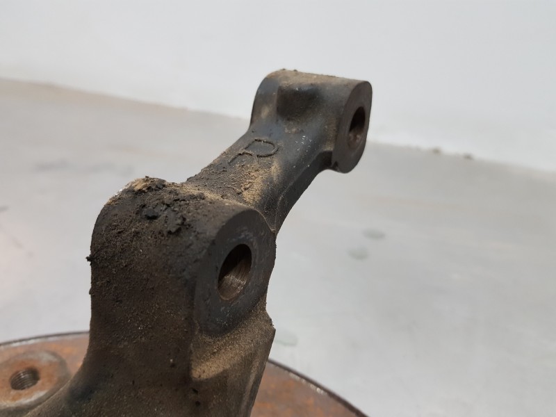 Recambio de mangueta delantera derecha para nissan primastar (x..) furgón referencia OEM IAM 4001400Q0F  