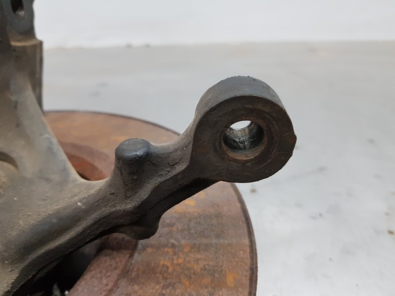 Recambio de mangueta delantera derecha para nissan primastar (x..) furgón referencia OEM IAM 4001400Q0F  